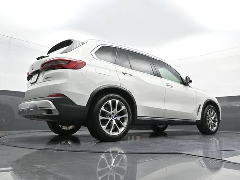 Used 2019 BMW X5 xDrive40i AWD/4WD image 27
