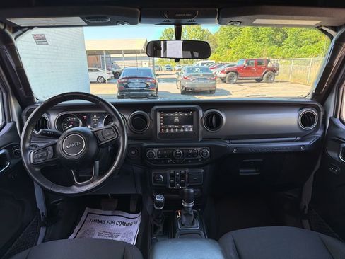 Used 2023 Jeep Wrangler Unlimited w/ Cold Weather Group AWD/4WD image 20