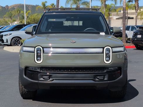 Used 2026 Rivian R1S Premium AWD/4WD image 3