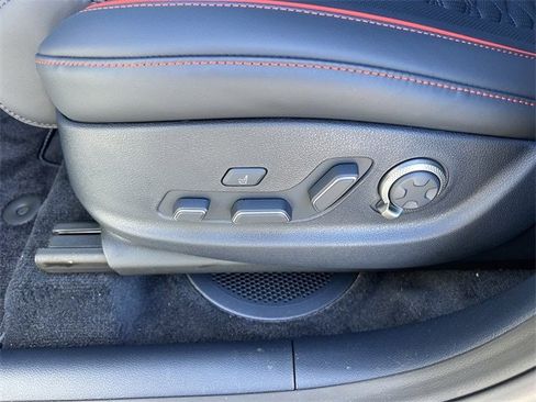 New 2026 Genesis GV80 3.5T e-SC image 22