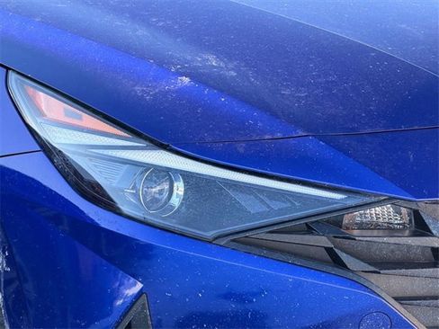 Used 2022 Hyundai Elantra SEL w/ Convenience Package image 21