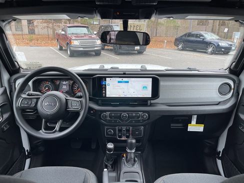 New 2026 Jeep Gladiator Sport image 6