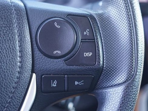 Used 2017 Toyota Corolla LE w/ Carpet Mat Package (TMS) image 21