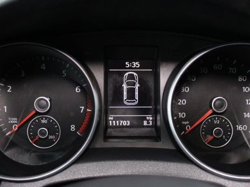 Used 2014 Volkswagen Golf 2.5L image 11