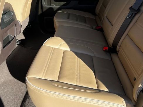 Used 2019 GMC Sierra 2500 Denali w/ Duramax Plus Package image 26