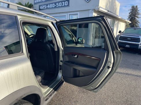 Used 2008 Volvo XC70 3.2 image 27