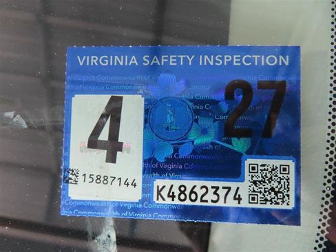 Used 2025 Toyota Camry LE FWD image 35