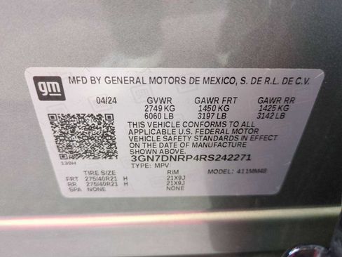 Used 2024 Chevrolet Equinox EV RS FWD image 30