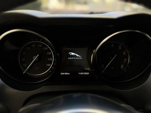 Used 2020 Jaguar F-TYPE image 36