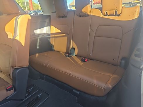 New 2025 Nissan Pathfinder Platinum image 47