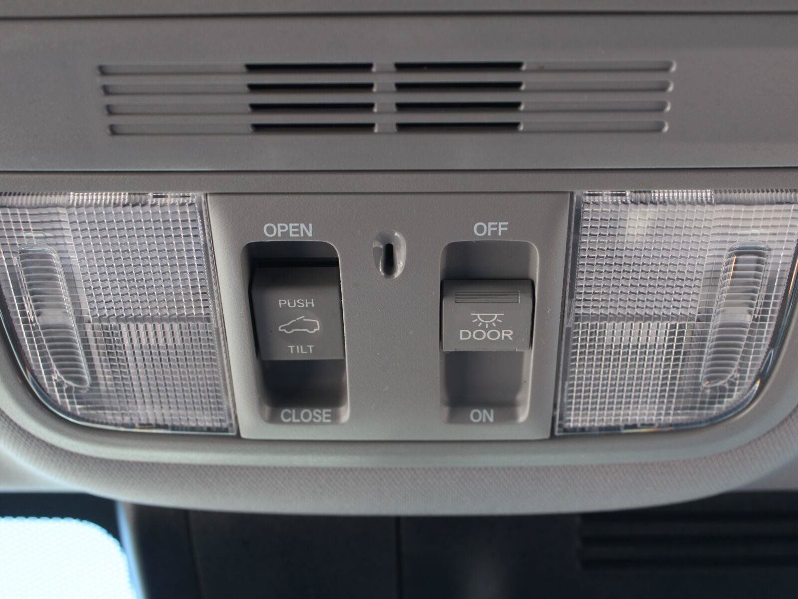 Used 2019 Honda CR-V EX image 12