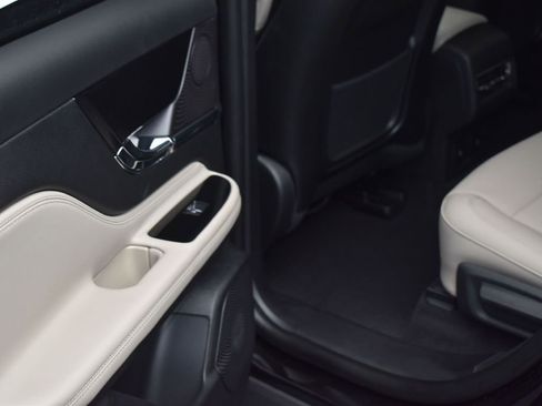 New 2026 Lincoln Corsair Grand Touring image 12