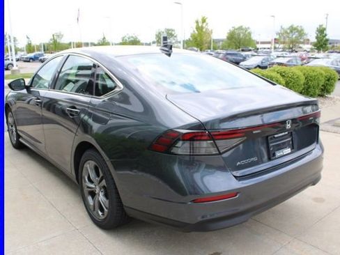 Used 2024 Honda Accord EX image 4