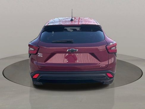 Used 2024 Chevrolet Trax RS image 5