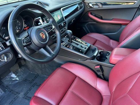 Used 2022 Porsche Macan image 4