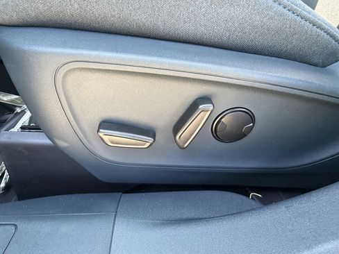 New 2026 Ford Maverick XLT w/ XLT Luxury Package FWD image 22