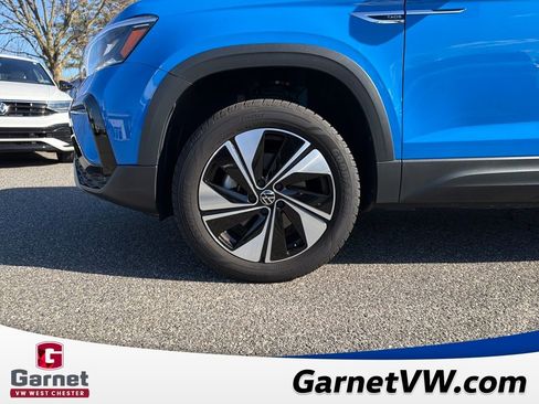 Certified 2023 Volkswagen Taos SE image 26