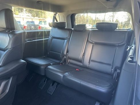 Used 2025 Ford Expedition Max Platinum w/ Driver's Package image 28