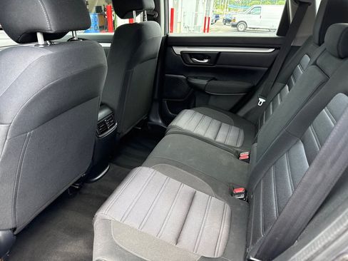 Used 2018 Honda CR-V LX image 10