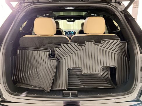 Used 2024 Kia Sorento SX Prestige w/ Olive Brown Leather Package image 28