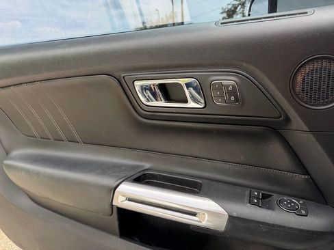 Used 2015 Ford Mustang GT Premium image 21