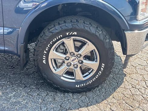 Used 2019 Ford F150 Lariat w/ Equipment Group 502A Luxury AWD/4WD image 10