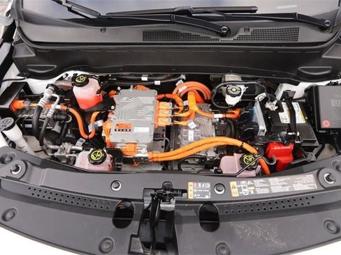 Used 2023 Chevrolet Bolt EUV LT w/ Comfort Package image 25