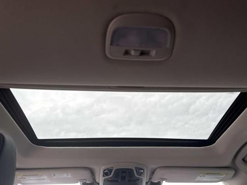 Used 2024 Subaru Outback Onyx Edition XT AWD/4WD image 18