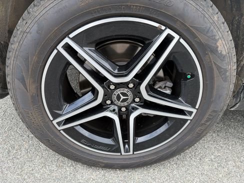 Certified 2024 Mercedes-Benz GLE 350 4MATIC image 5