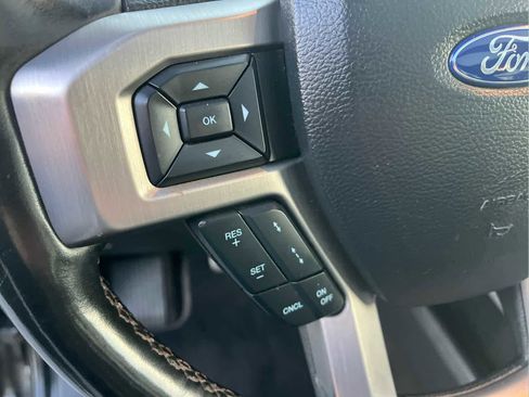 Used 2020 Ford F150 Platinum w/ Equipment Group 701A Luxury image 43