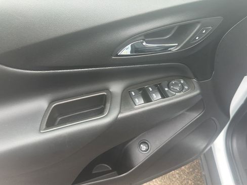 Used 2024 Chevrolet Equinox LT w/ LPO, Floor Liner Package AWD/4WD image 13