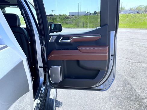 New 2026 GMC Sierra 1500 Denali Ultimate AWD/4WD image 17