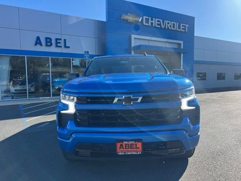 Used 2025 Chevrolet Silverado 1500 RST AWD/4WD image 2