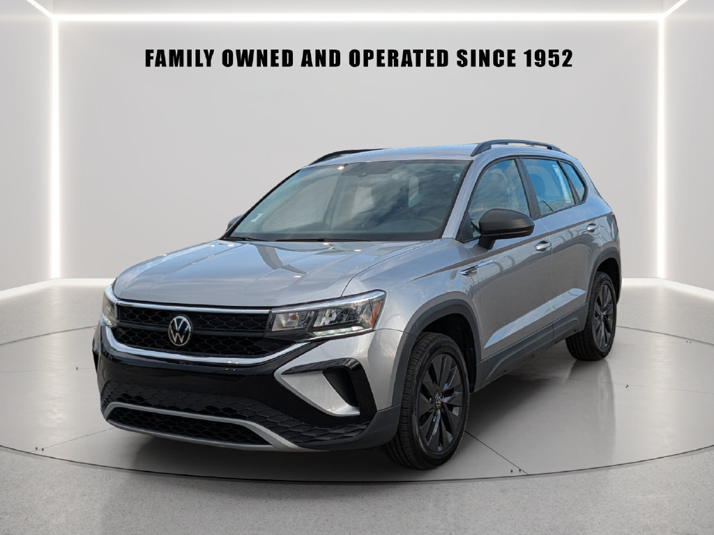Certified 2023 Volkswagen Taos S FWD image 2