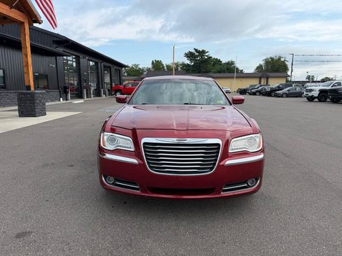 Used 2013 Chrysler 300 AWD w/ Driver Convenience Group image 2
