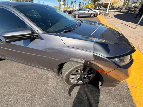 Used 2021 Honda Civic EX image 9