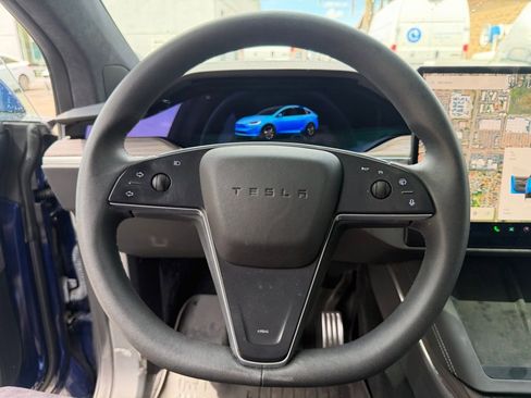 Used 2023 Tesla Model X AWD/4WD image 18