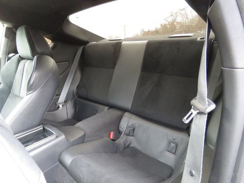 Used 2023 Toyota GR86 Premium w/ ALL Weather Mat Package (TMS) RWD image 10