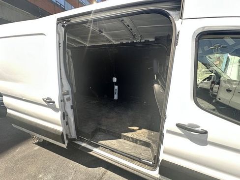 Used 2022 Ford E-Transit Med./Roof w/ Load Area Protection Package image 7