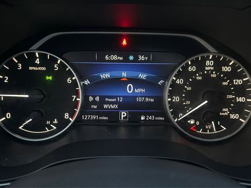 Used 2018 Nissan Maxima 3.5 SL image 17