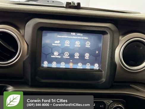 Used 2021 Jeep Gladiator Overland image 20