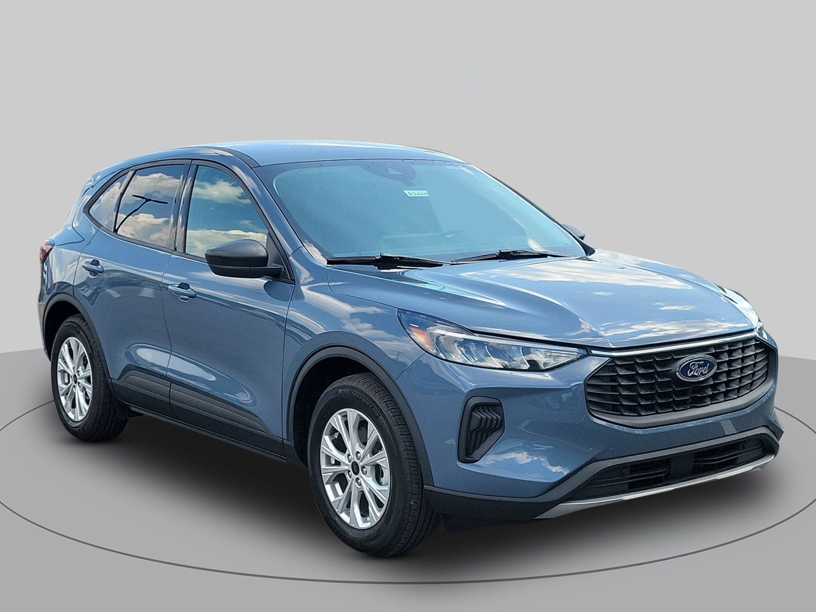 Used 2025 Ford Escape Active w/ Tech Pack #1 FWD image 1