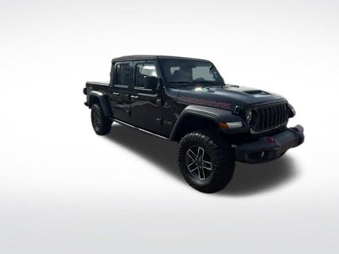 Used 2024 Jeep Gladiator Mojave w/ Technology Group AWD/4WD image 39