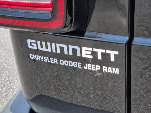 Used 2022 Jeep Wrangler Unlimited Sport AWD/4WD image 31