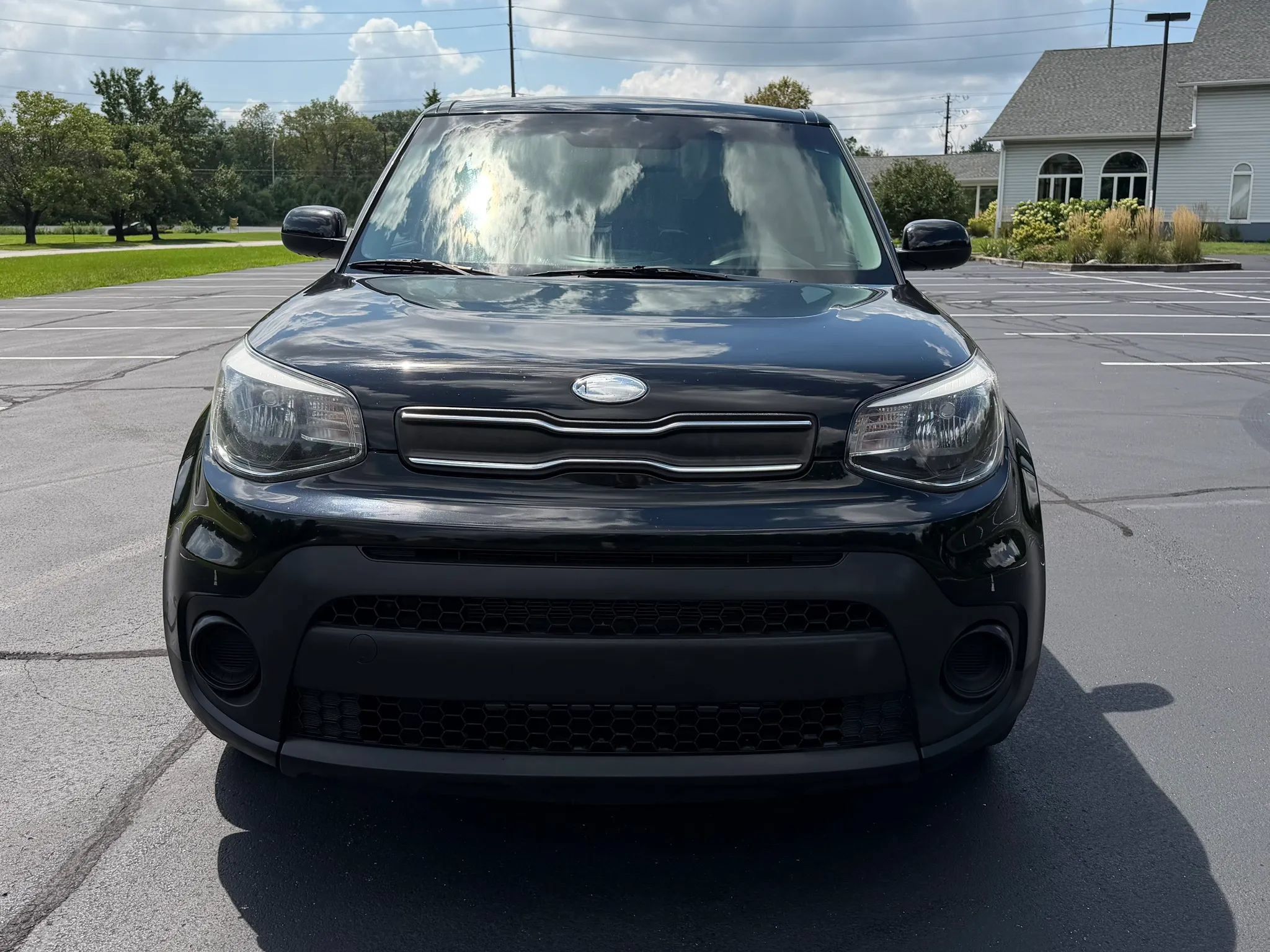 Used 2017 Kia Soul FWD image 2