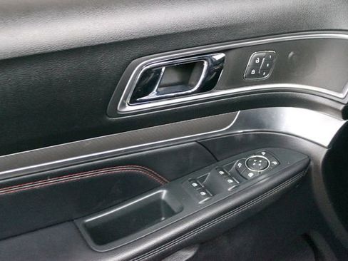 Used 2019 Ford Explorer Sport AWD/4WD image 13