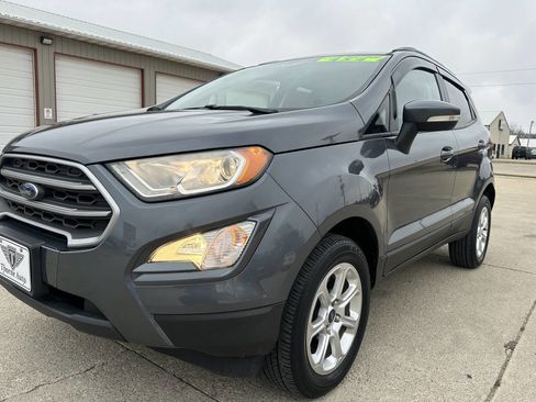 Used 2020 Ford EcoSport SE image 6