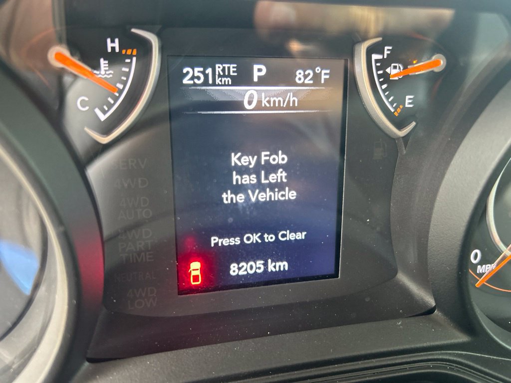 Used 2026 Jeep Gladiator Sport AWD/4WD image 42