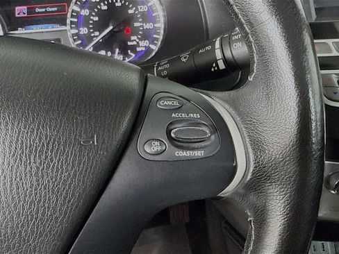 Used 2019 INFINITI QX60 Luxe w/ Essential Package image 15