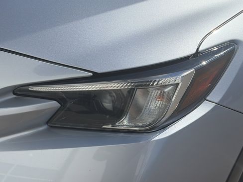 Used 2024 Subaru WRX AWD/4WD image 9